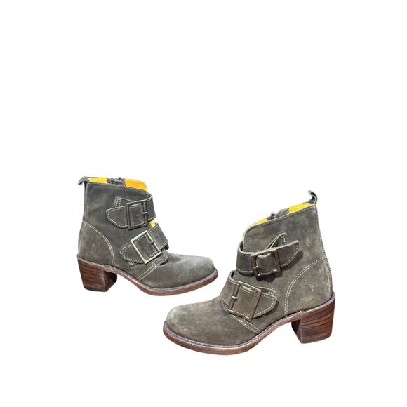 Frye Sabrina Double Buckle Boots Charcoal Gray Suede size 6.5 - Picture 1 of 8